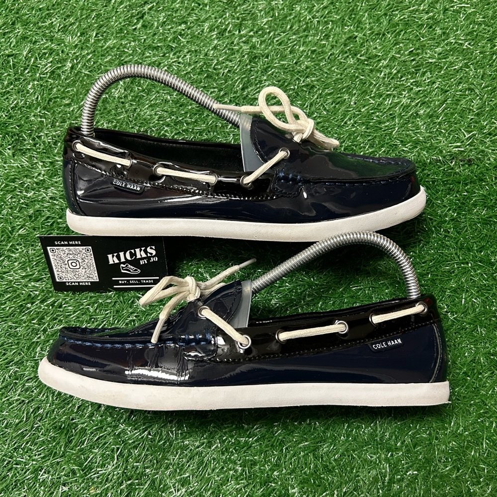 Women’s Cole Haan Navy Nantucket Camp Moccasin Size 9B